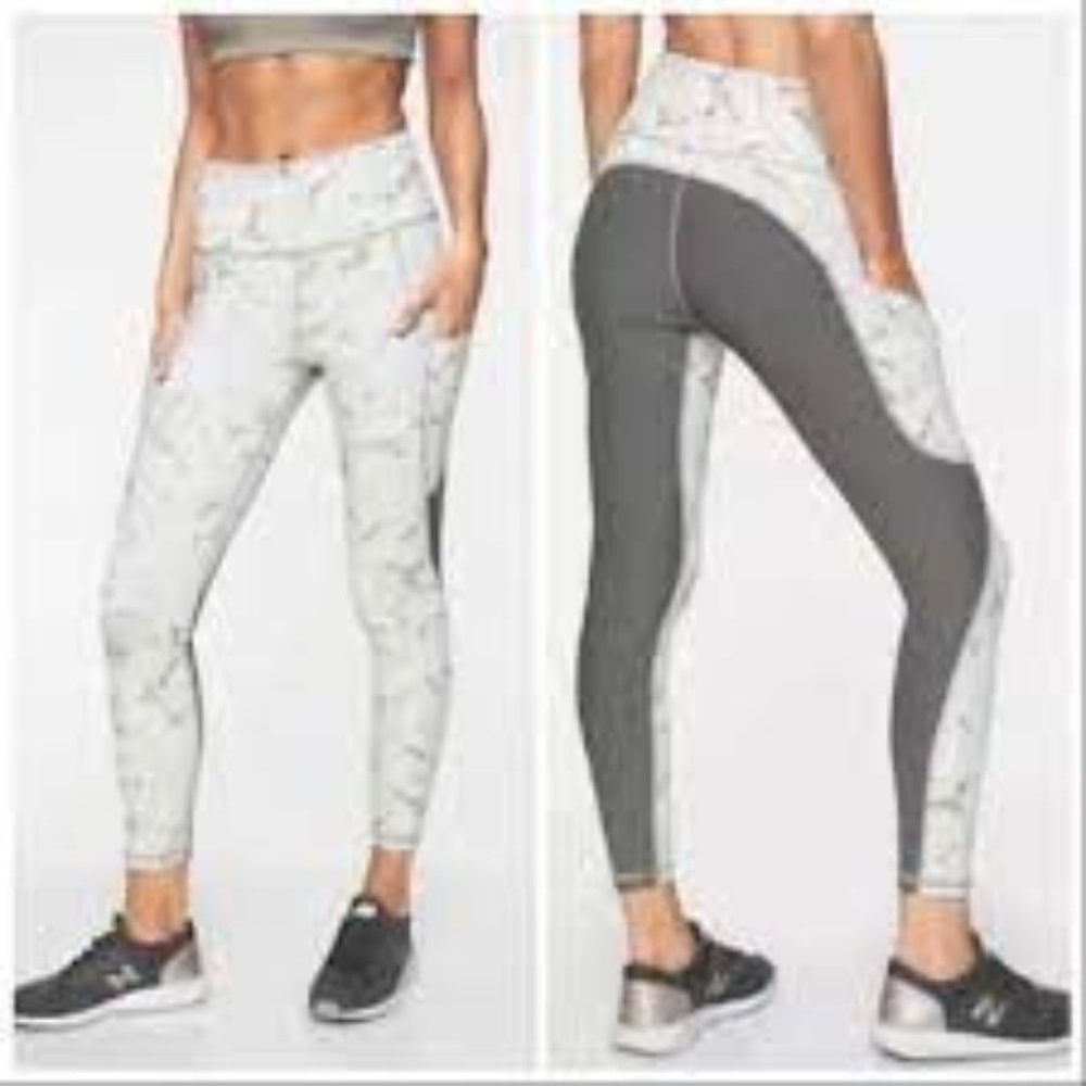 Athleta Medium High Rise Palm Up For Anything 7/8 Tight Leggings